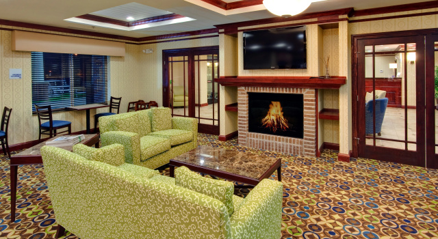 Holiday Inn Express & Suites Dewitt (Syracuse) by IHG