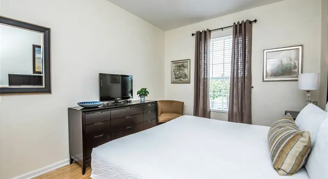 4114 Breakview Drive #206