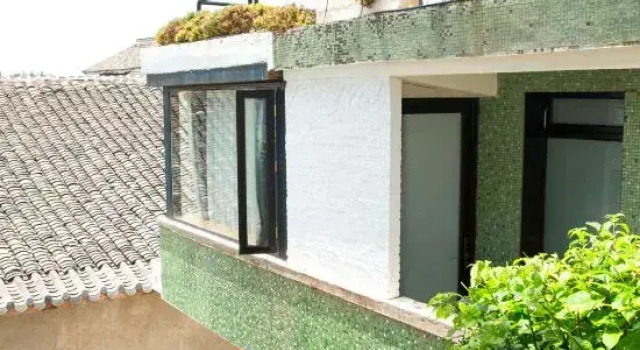 Huili Shangcha Xiayuan Homestay, Prenota Hotel Hotel a Sichuan con parcheggio, Parcheggio