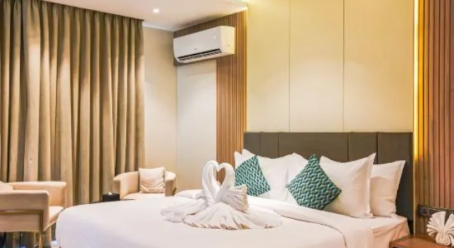 Люкс Hi Inn Hotel (Kunshan Hongji Plaza Shunfan North Road Subway Station)