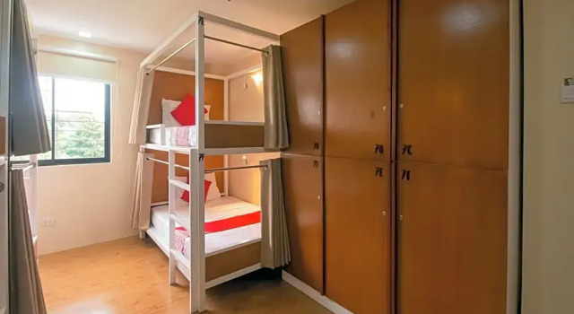 Кровать в общем номере Super OYO 832 The Teepee Place Hostel & Residence Inn