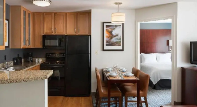 Четырёхместный люкс Residence Inn Glenwood Springs