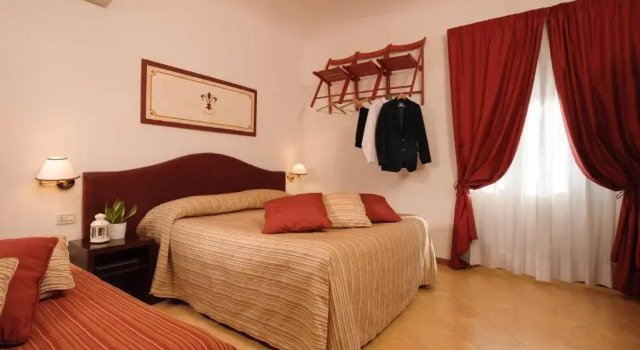 Номер Superior Hotel Cardinal of Florence - recommended for ages 25 to 55