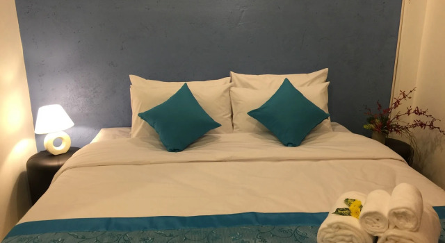 The Royhanna Beach House, Забронировать Отель Отели Таб Кеак с парковкой, Парковка