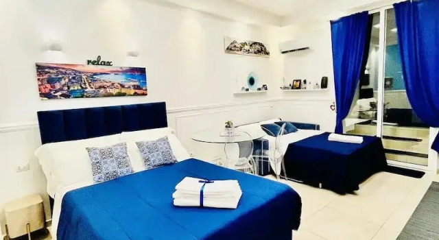 Апартаменты Comfort DonnAnna Naples City Center