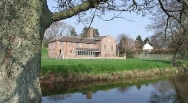 Коттедж Carleton Mill Cottage