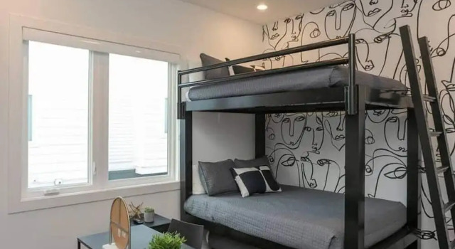 Апартаменты Spacious 4BR Minutes From Broadway- Sleeps 14