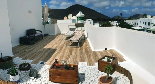 Полулюкс Timanfaya Casa Rural