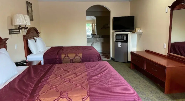 Standard Vierer Suite Porter Executive Inn & Suites