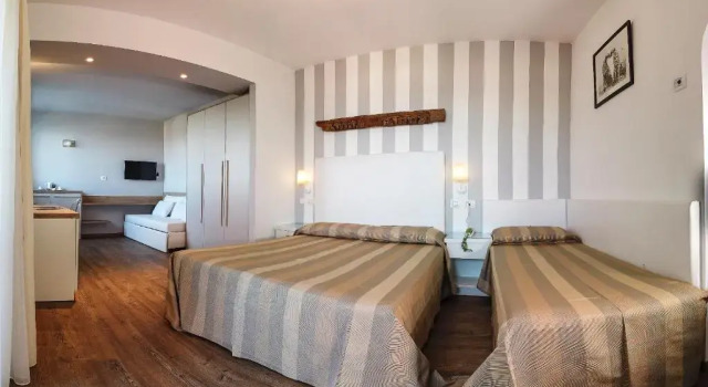 Hotel Derby Exclusive, Забронировать Отель Отели Червия с завтраком, Завтраки