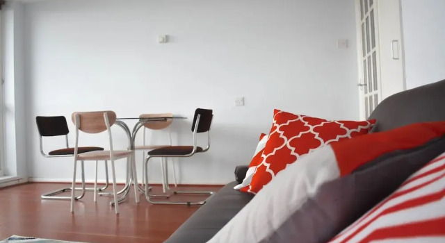 2 Bedroom Flat With Balcony Overlooking the Sea, Забронировать Отель Отели Исторического графства Суссекса 3 звезды, 3*