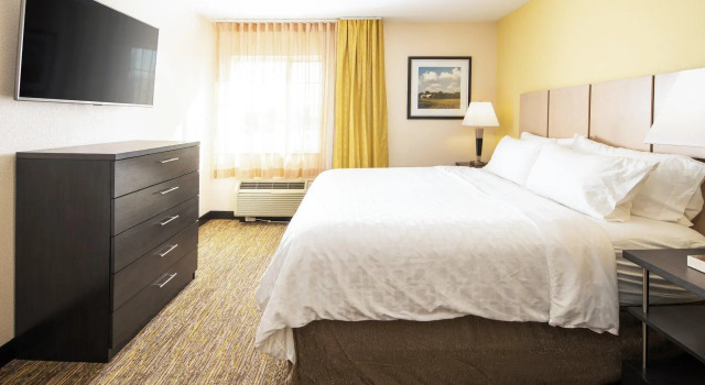 Двухместный люкс c 1 комнатой Candlewood Suites Bellevue by IHG