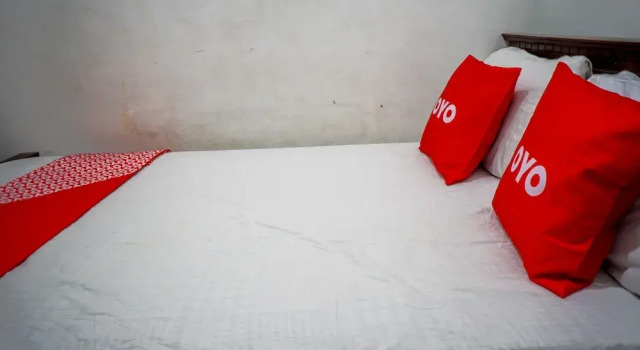 Camera Standard OYO 93069 Penginapan Sumber Rizki