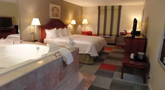 Люкс Hampton Inn Bowling Green