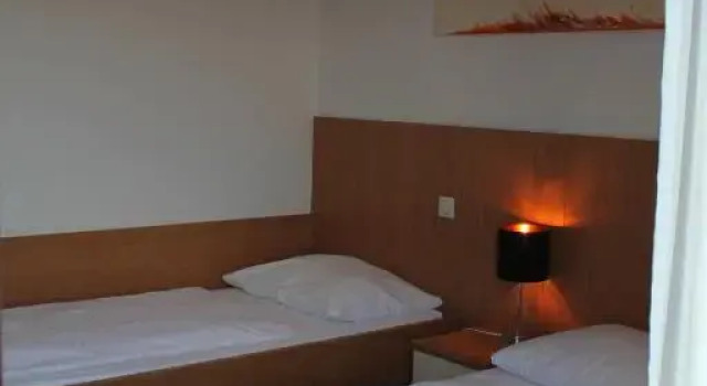 Pension Steinbichler - Apartments und Zimmer Check in 24-7, Book Apartment Apartments in Region Graz, Apartment