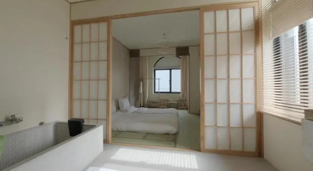 Номер Superior Shanghai Xintiandi Former French Historical Area Hotel