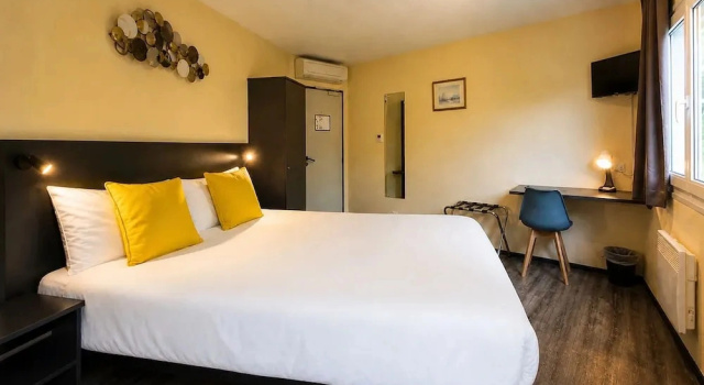 Номер Comfort Logis Hôtel Les Colonnes Strasbourg Zenith