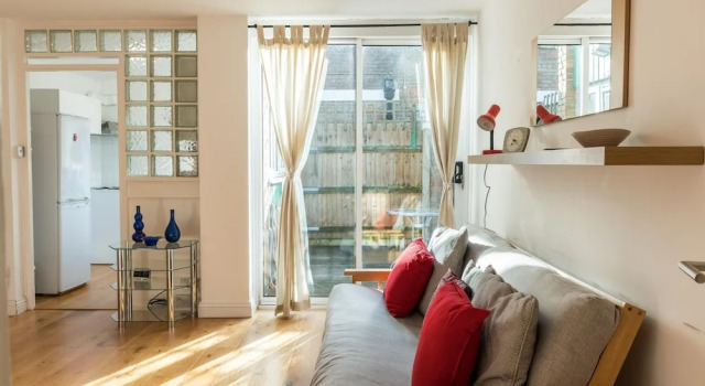 Апартаменты Super 1BD Garden Flat Islington London