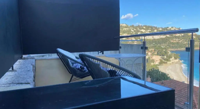 Апартаменты Brand New Studio, Sea View, AirCon, Wifi