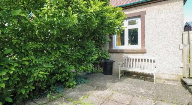 Коттедж Charlies Cottage
