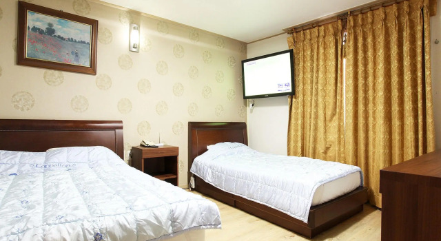BOBOS Hotel, Забронировать Отель Jeju City Чеджу, рядом с Подземный торговый центр Jeju Jungang