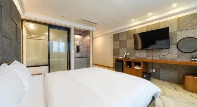Номер Standard The King Hotel