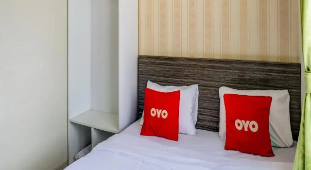 OYO 90940 Guesthouse Colombus G12, Book Hotel Karawang West Java