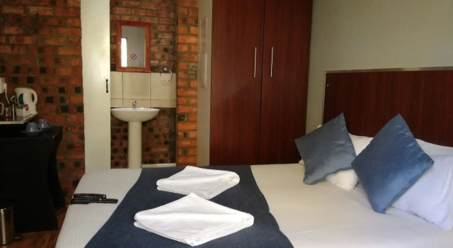21 on Coetzee Guest House