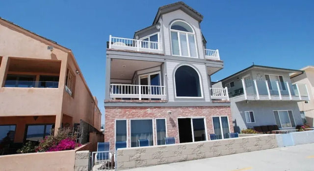 1818 W Ocean Front Coad 6 Bedroom Duplex
