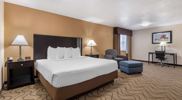 Двухместный люкс Best Western Campbellsville Inn