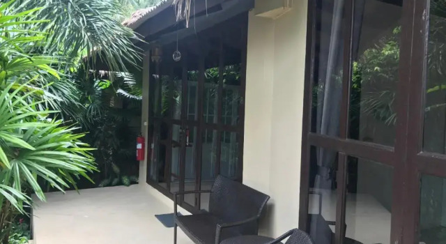 Бунгало с 2 комнатами Amber Sands Beach Resort