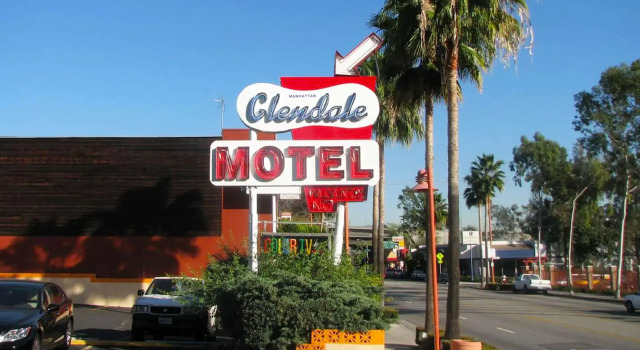 Motel 6 Glendale CA Pasadena Burbank Los Angeles, Забронировать Мотель Бербанк San Fernando Valley