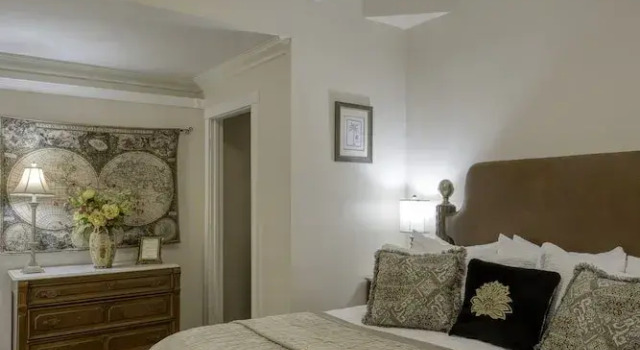 Номер Deluxe Victorian House Bed and Breakfast