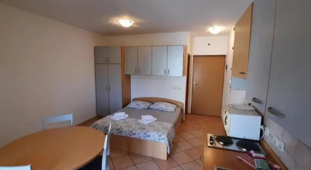 Студия Apartments Dada