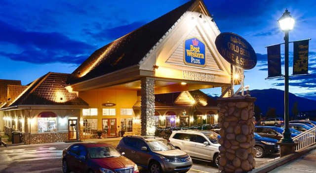 Двухместный номер Deluxe Prestige Radium Hot Springs Resort, WorldHotels Crafted