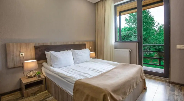 Двухместный номер Standard с балконом Suntower Hotel