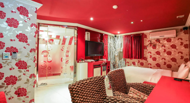 Hotel-D