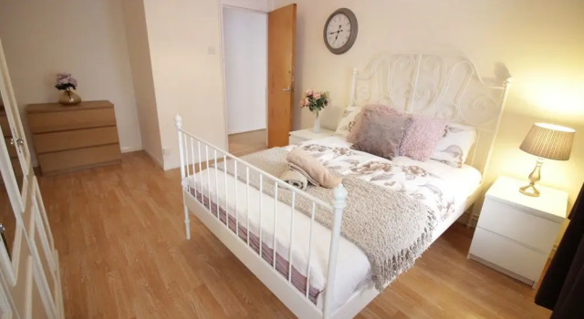 Апартаменты с 5 комнатами BRU - Guest Apartment