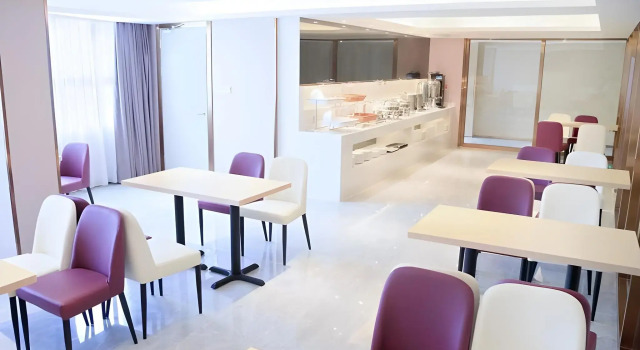 Lavande Hotel Shenzhen Shajing Houting Metro Station Branch, Rezerwuj Hotel Hotele w Shenzhen z parkingiem, Parking