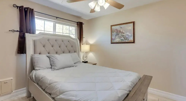 Gateway to Mt Rose Ski! Reno Home Near Casinos, Book Hotel Hoteller i Reno med parkering, nær Mackay Stadium, Parkering