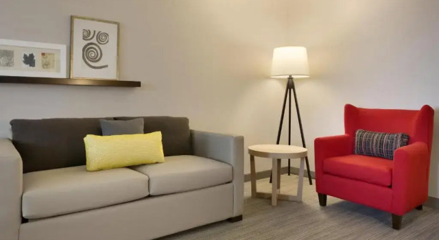 Люкс c 1 комнатой Country Inn & Suites by Radisson Asheville River Arts District