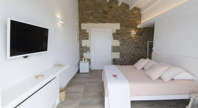 Agroturismo Son Vives Menorca, Book Hotel Hotels in Ferreries with Parking, Parking