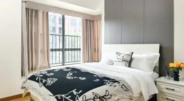 Люкс с 3 комнатами Meichu Opening Design Hotel (Shunying Times Square)