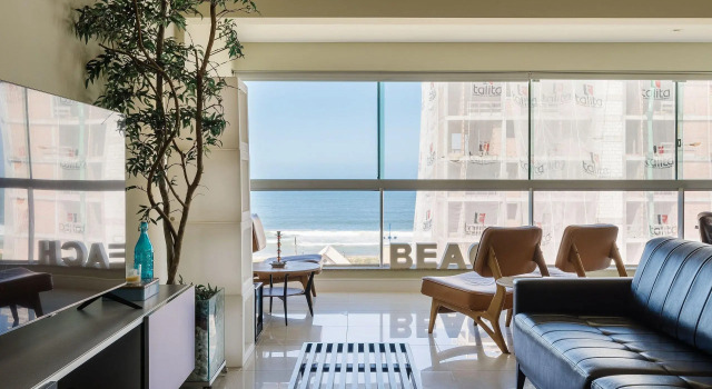 Lindo apartamento com vista para o mar EDU302