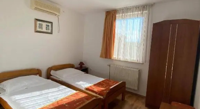Napház Panzió, Забронировать Отель Отели Lake Tisza с бассейном, Бассейн