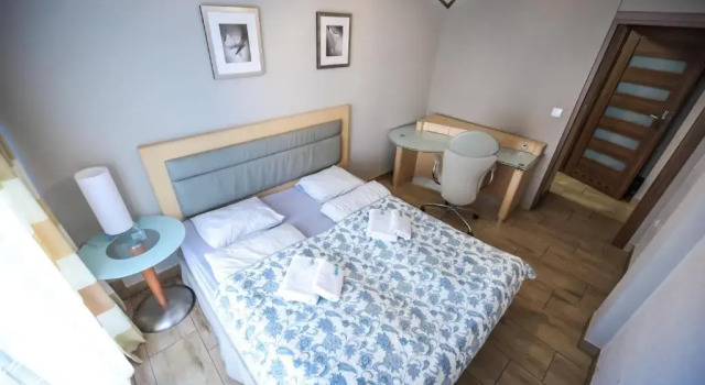Апартаменты Aparthotel WADOWICE & Hostel GENERY