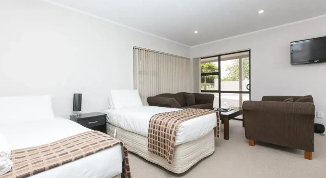 Апартаменты Executive Parkview Motor Inn