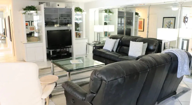 Jamaica Royale 406 - 2 Br Condo