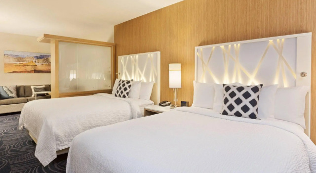 Четырёхместный люкс SpringHill Suites by Marriott Paso Robles Atascadero