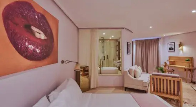 Deluxe Suite Zen Zone